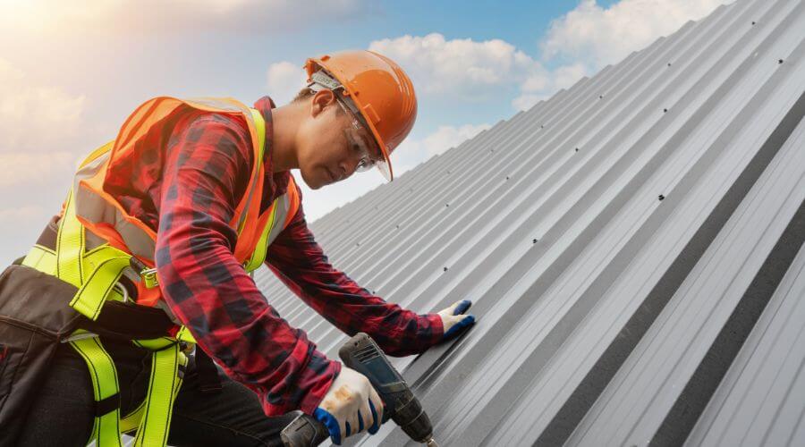 Professional Emergency Roof Repairs services in Hollenberg, KS